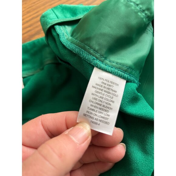 Worthington emerald green zip front shorts with belt size 16 NWOT - Picture 5 of 8